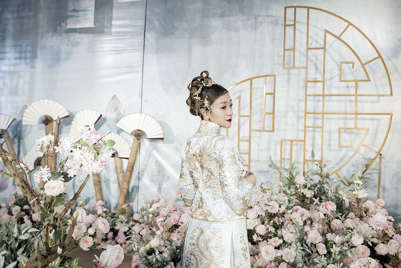 人家三月 繁花似锦