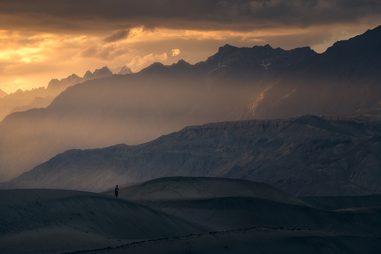 如何用间隔拍摄模式,拍到壮观的风景自拍照片