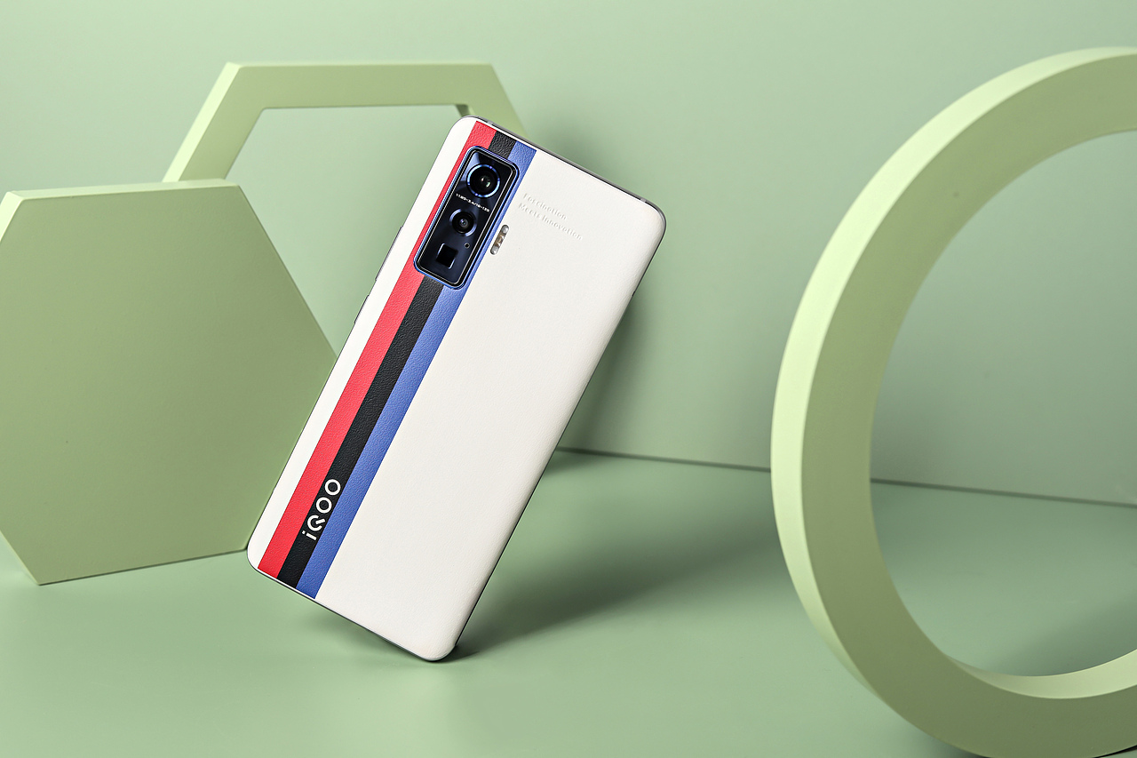 iqoo5proxbmw传奇版