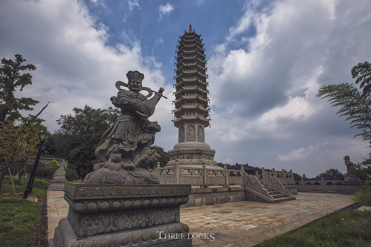 律宗第一名山--隆昌寺