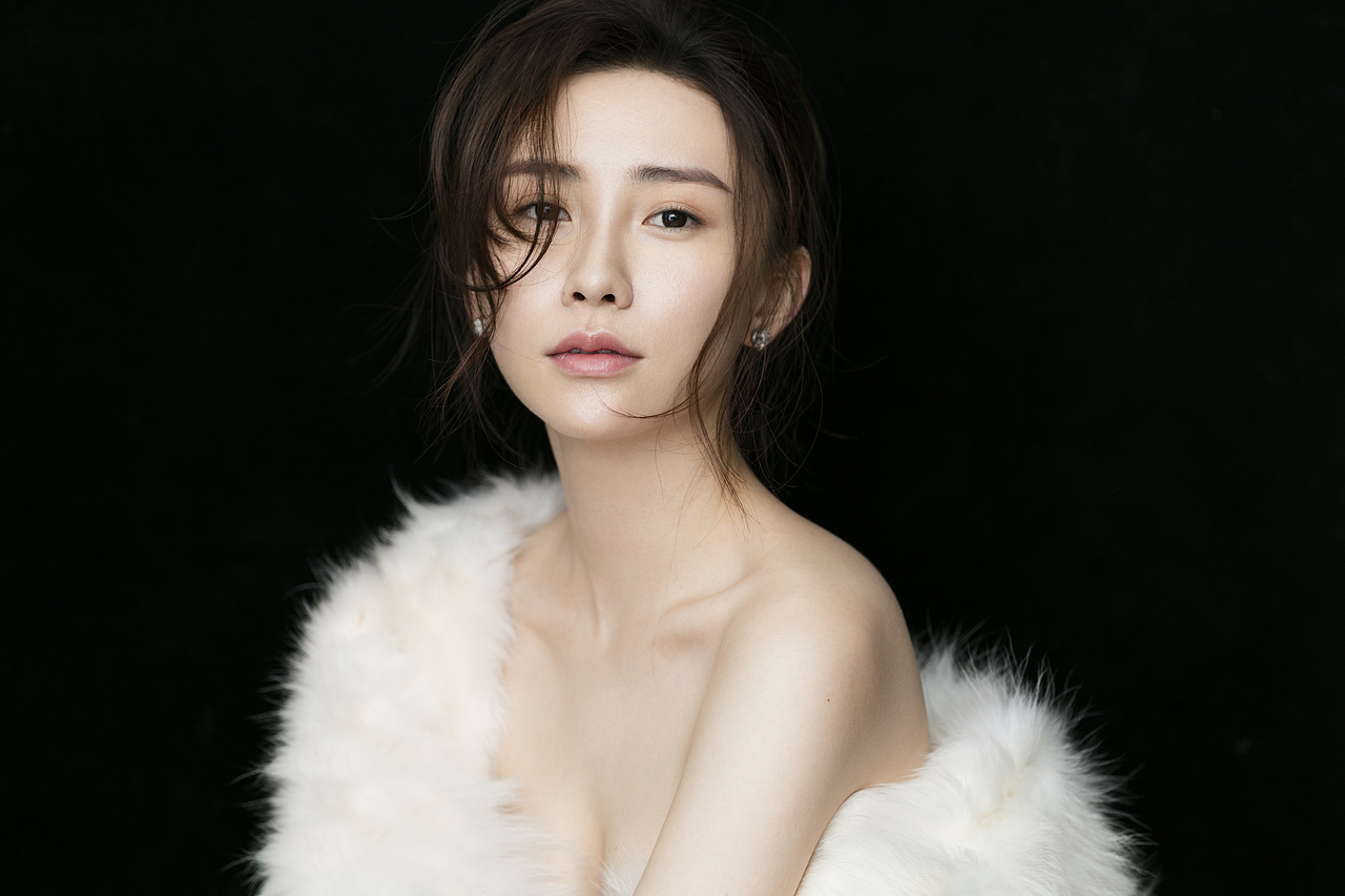 艺人写真（图ZNzY4NDUwNDA=） - 人像摄影 - 站酷设计师大头小菜原创素材 - 站酷ZCOOL