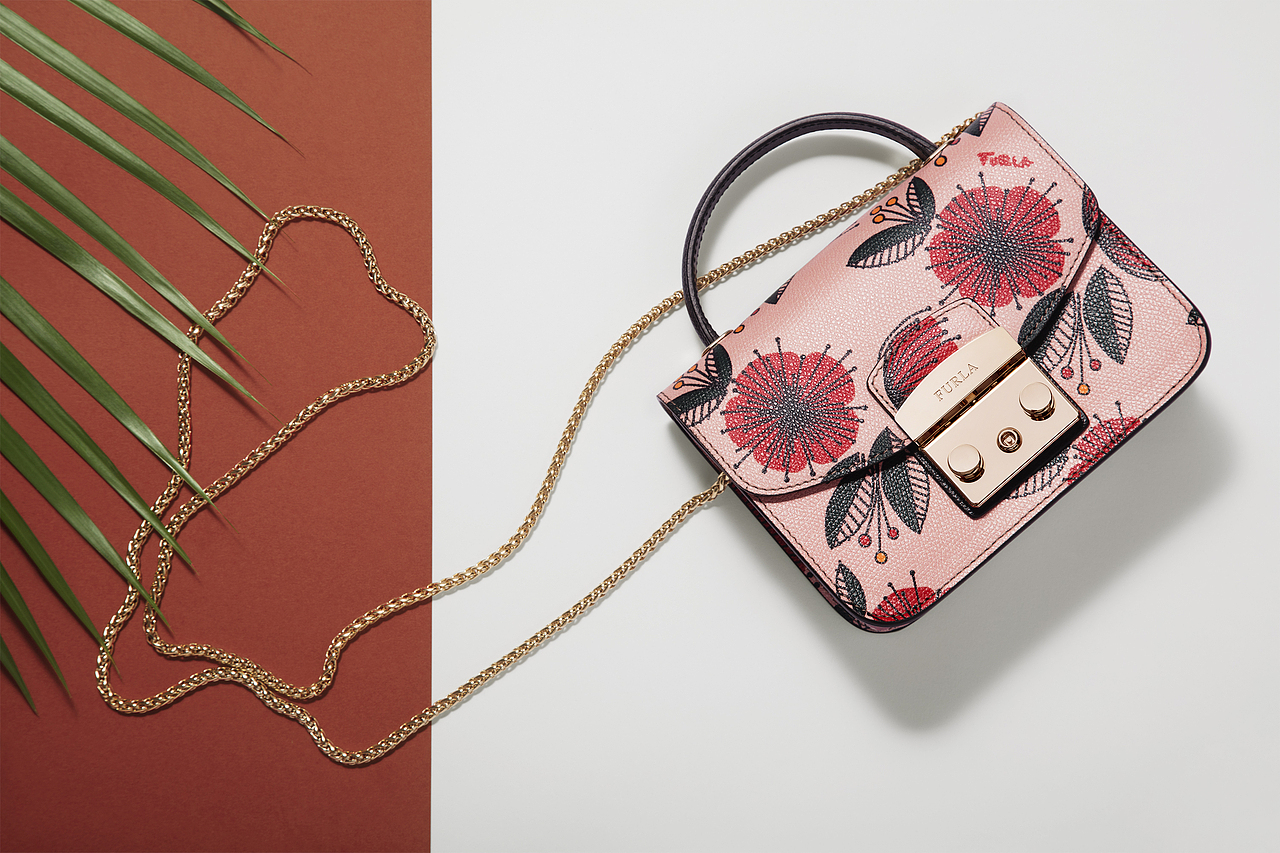 FURLA 包（图ZMjE3NTAwMDM2） - 产品摄影 - 站酷设计师沐瓜Studio原创素材 - 站酷ZCOOL