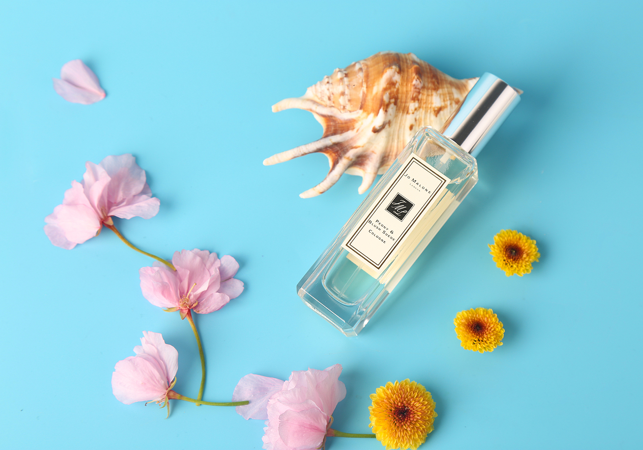 香水（图ZMTU2MTcwNjA4） - 产品摄影 - 站酷设计师angellulu912原创素材 - 站酷ZCOOL