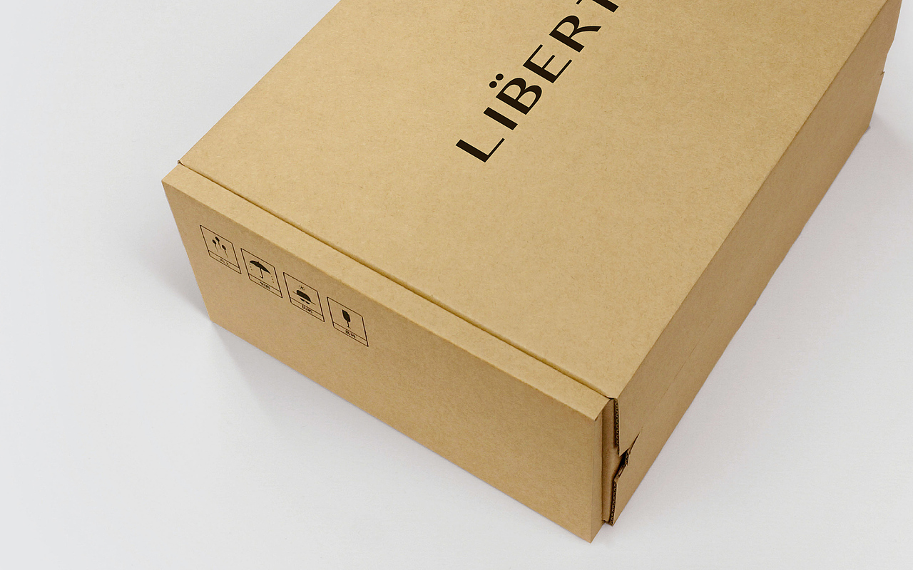 LIBERTY眼镜店品牌VI设计（图ZOTE5ODYzMjQ=） - Logo - 站酷设计师春和工作室原创素材 - 站酷ZCOOL