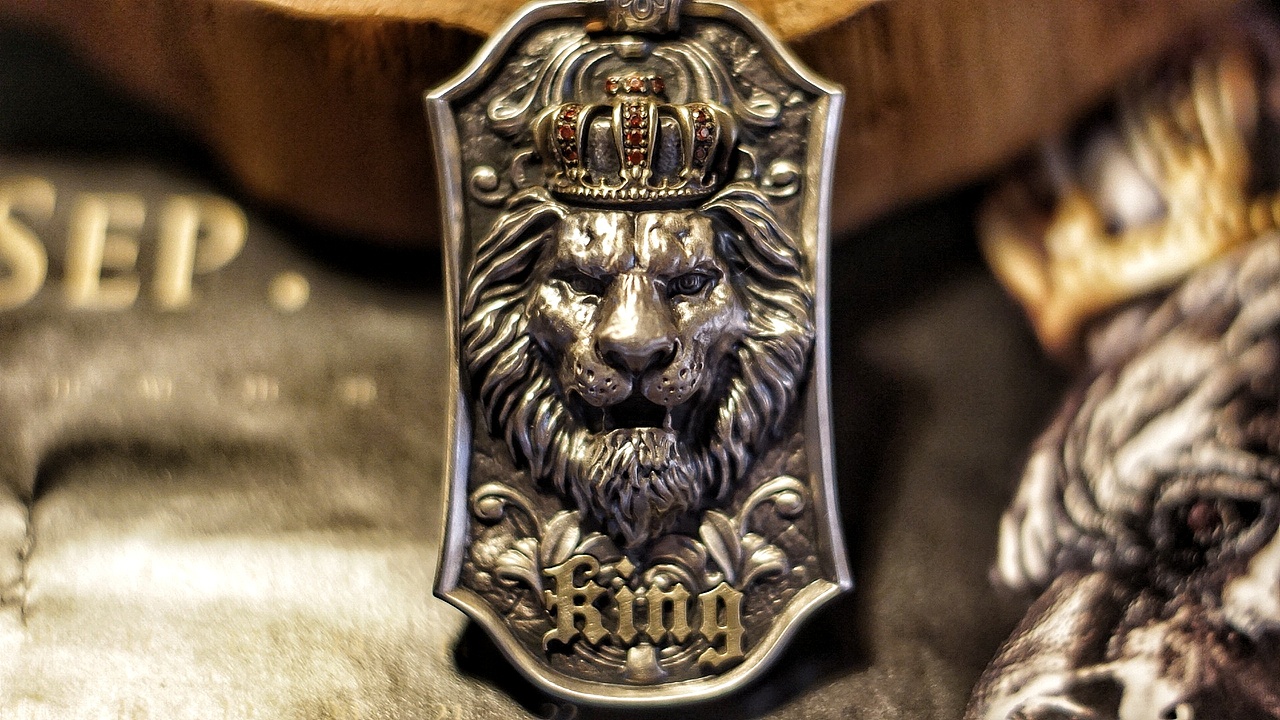 vulcan61伏尔甘狮王吊牌