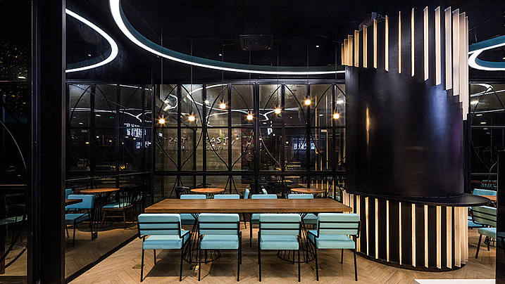 轻餐店 · 餐饮空间设计·好色派沙拉深圳中心城店