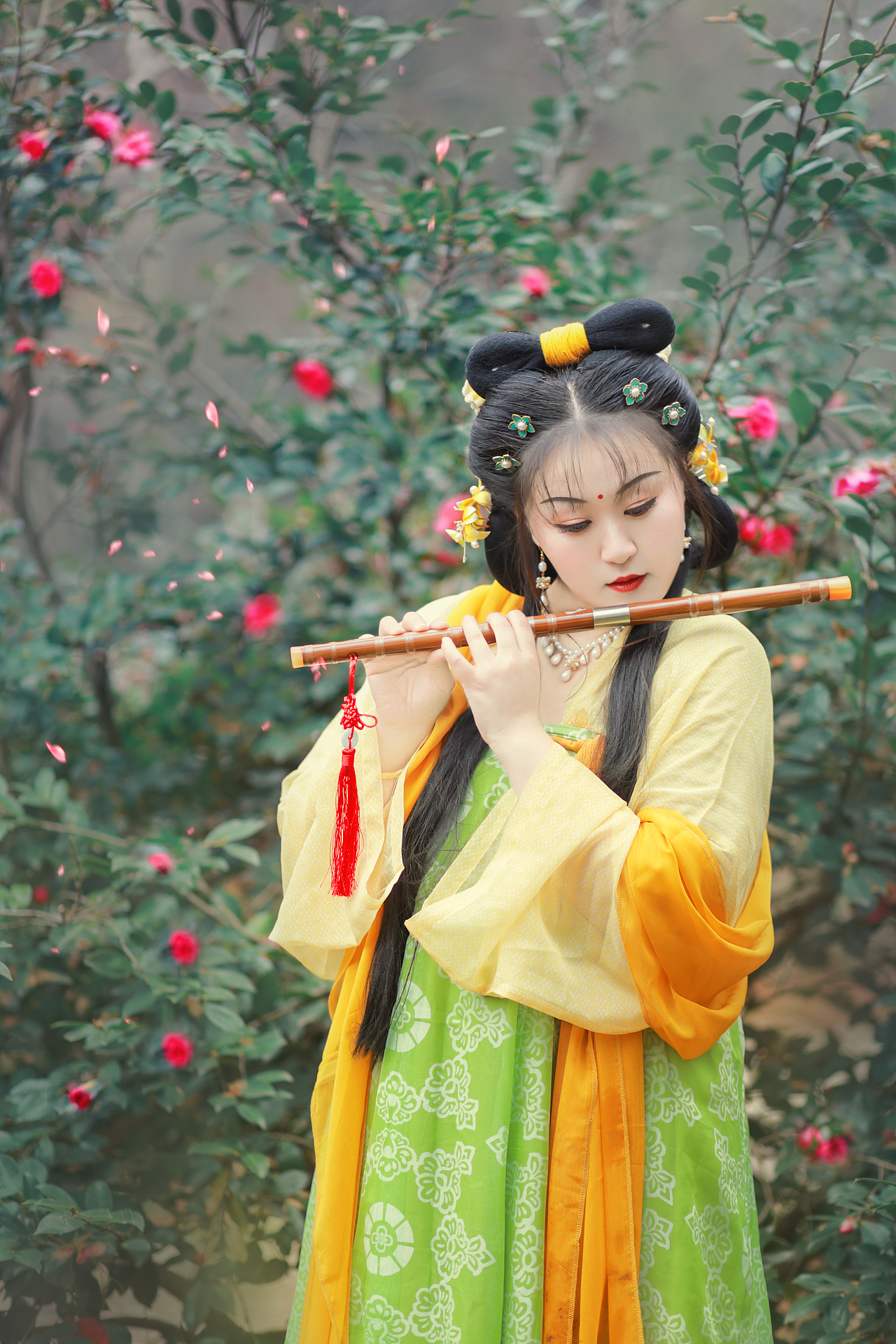 惊蛰，早春的诗（图ZMjkxMTk0MjI4） - 人像摄影 - 站酷设计师清晨微微蓝原创素材 - 站酷ZCOOL