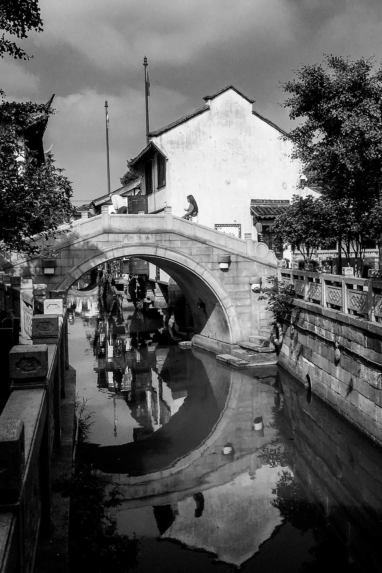 《上海南翔古镇的清晨》（图ZMTE0MTU4OTIw） - 人文/纪实摄影 - 站酷设计师wangzhelqhj原创素材 - 站酷ZCOOL