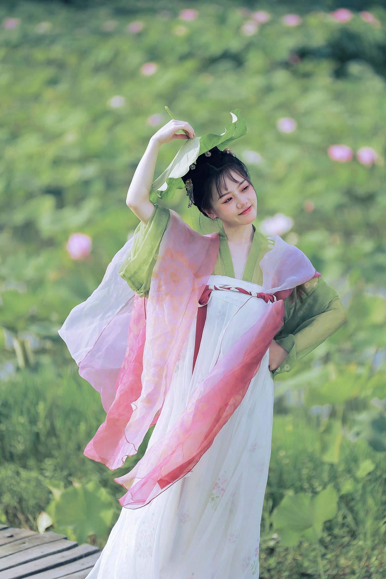 夏荷（图ZMzEwODE5OTI0） - 人像摄影 - 站酷设计师菜菜大人灬原创素材 - 站酷ZCOOL