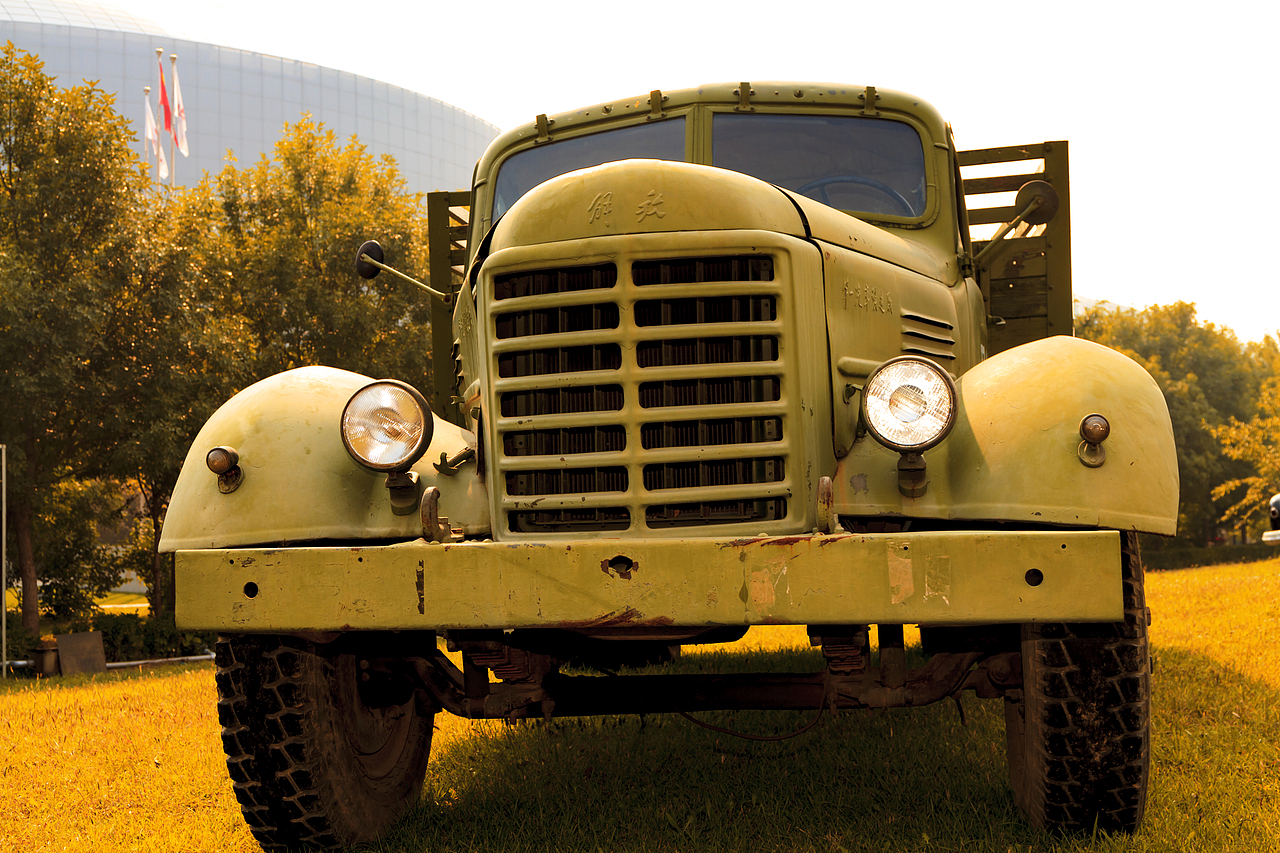 金戈铁马话军车