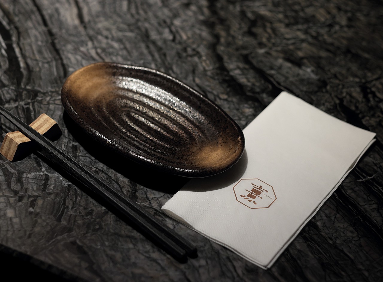 熹-KIMARU-極上和牛料理-日本餐厅品牌形象（图ZODg3MjAyMDA=） - 品牌 - 站酷设计师魁KUIdesign原创素材 - 站酷ZCOOL