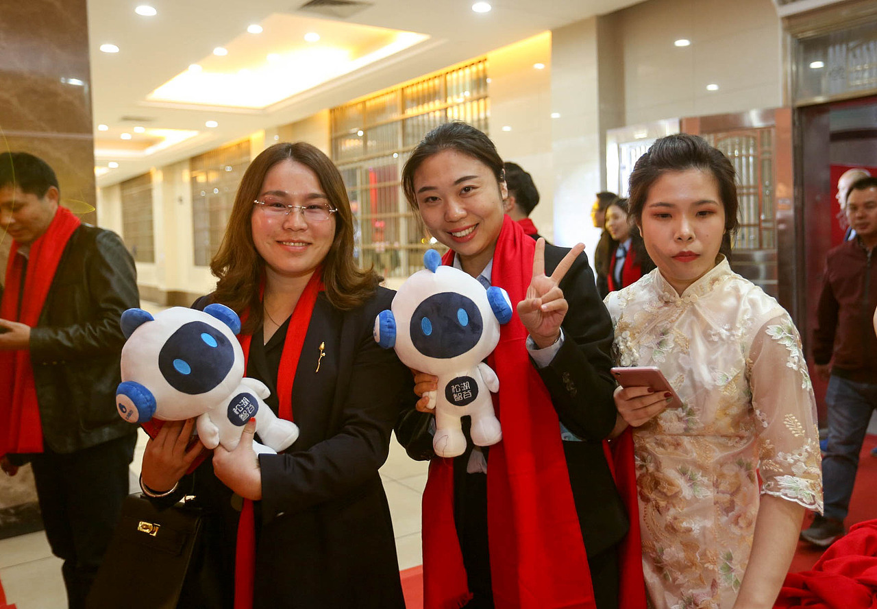 松湖智谷 | 新跨越 · 新征程（图ZMTQzMDk5MjI4） - 其他摄影 - 站酷设计师k先生设计原创素材 - 站酷ZCOOL