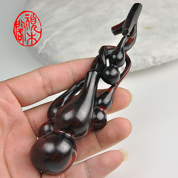 顽木作品《纳福》