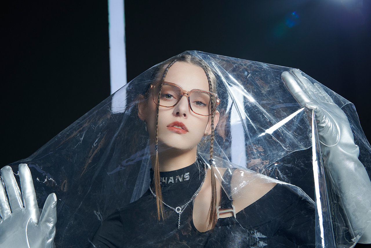 眼镜模特拍摄商业摄影