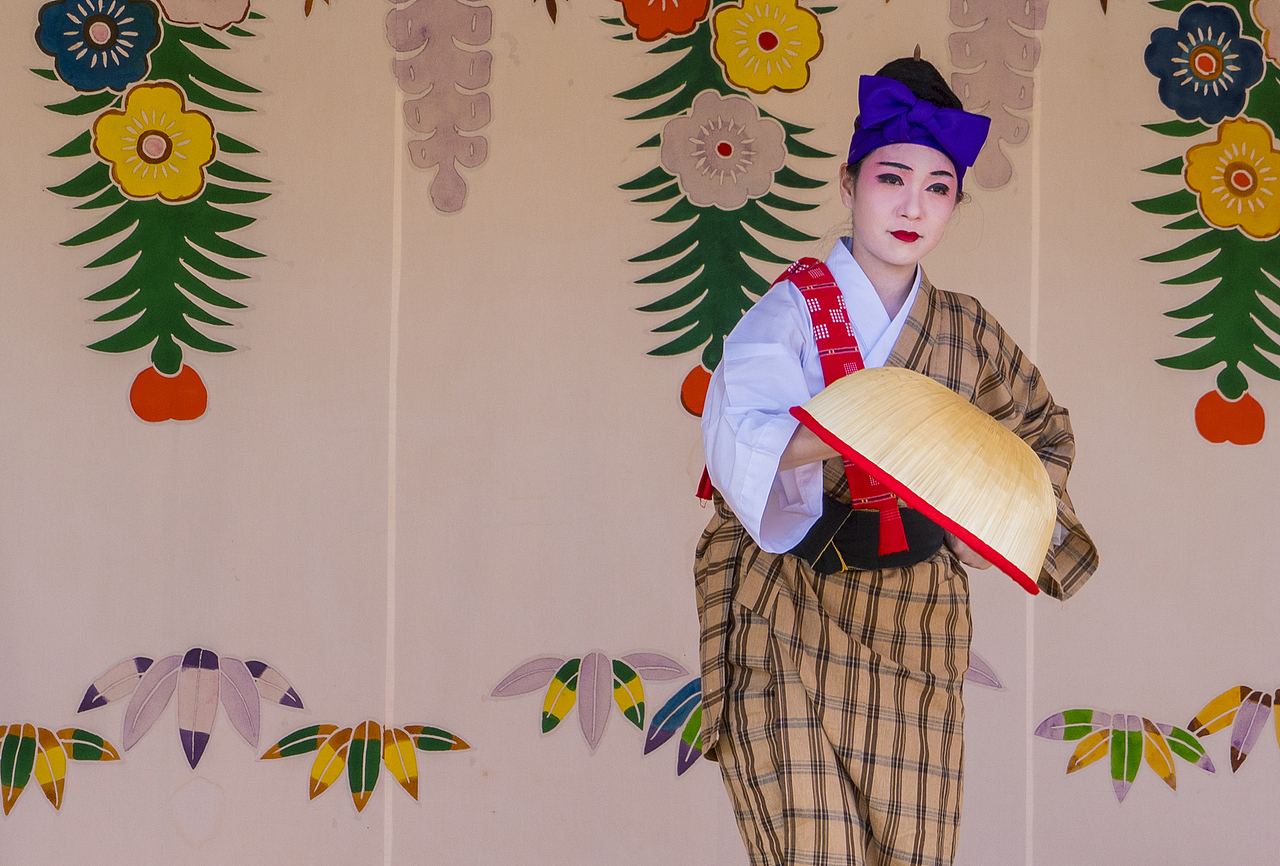 首里城里的表演