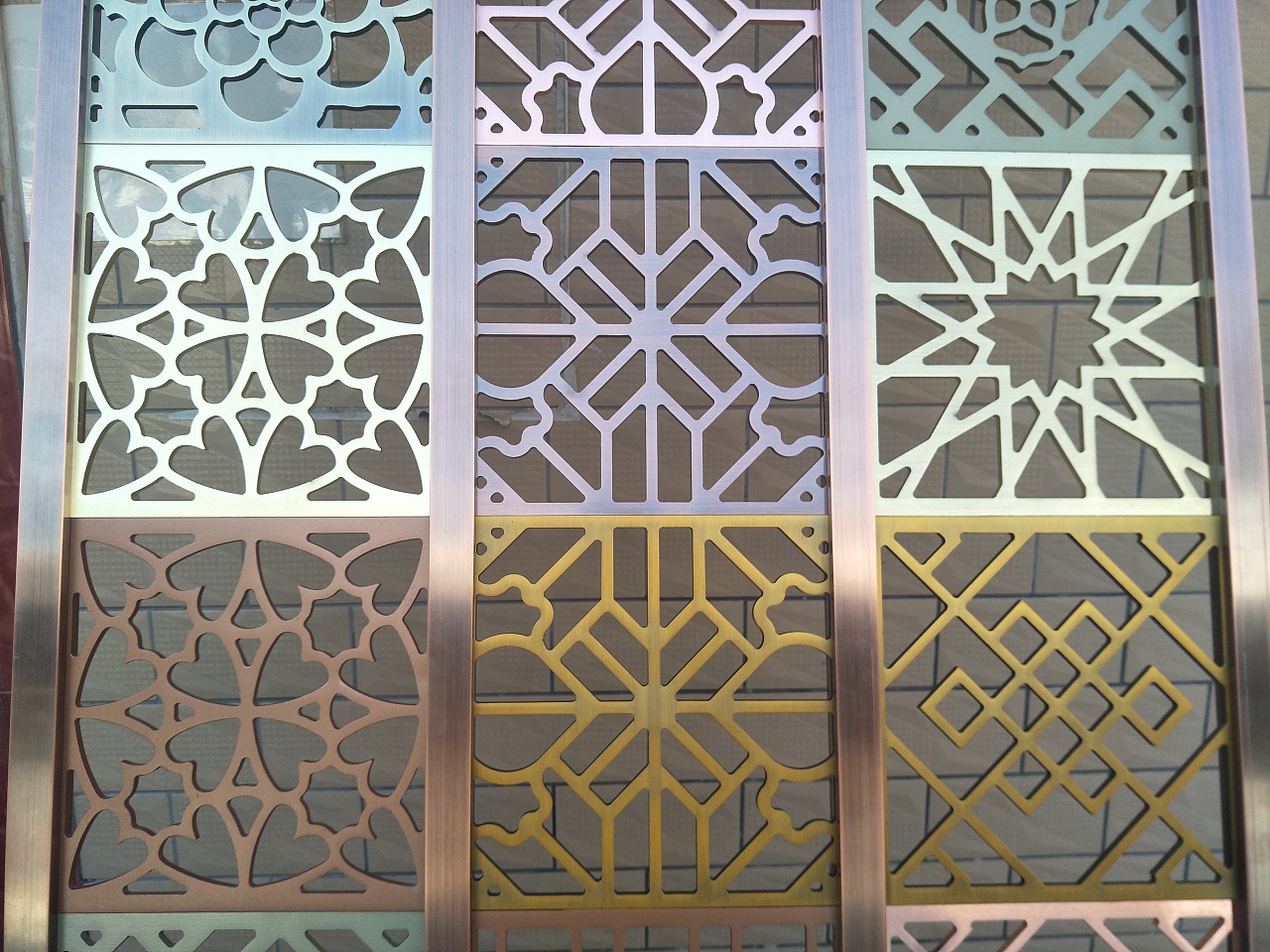 加工厂定做客厅铝雕屏风隔断