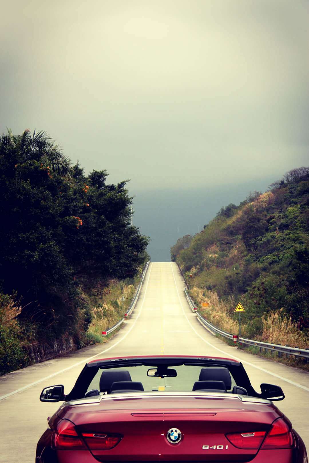 攝影遇上插畫 - 女孩與車（圖ZOTY3MTEzMjQ=） - 概念設定 - 站酷設計師mavis芷茵原創(chuàng)素材 - 站酷ZCOOL