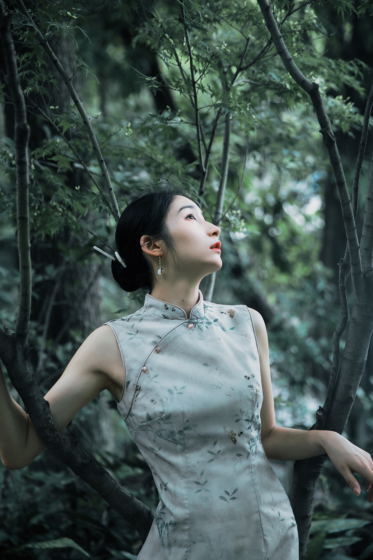 新中式写真 夏·荷（图ZMzExODY5MDYw） - 人像摄影 - 站酷设计师路人1874原创素材 - 站酷ZCOOL