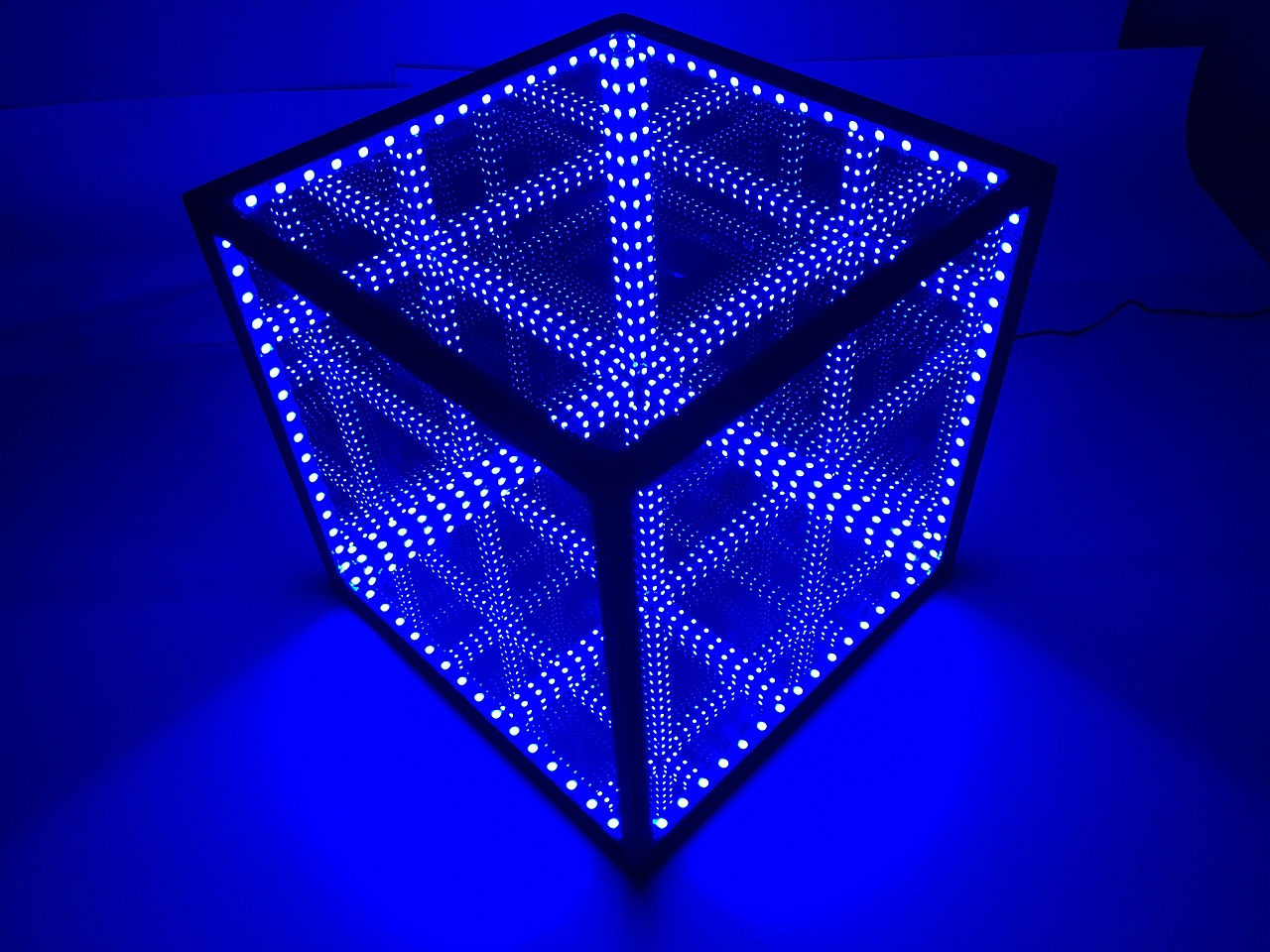 深渊灯（图ZMjg2MTA4Njcy） - 电子产品 - 站酷设计师深化设计湖南炎林原创素材 - 站酷ZCOOL