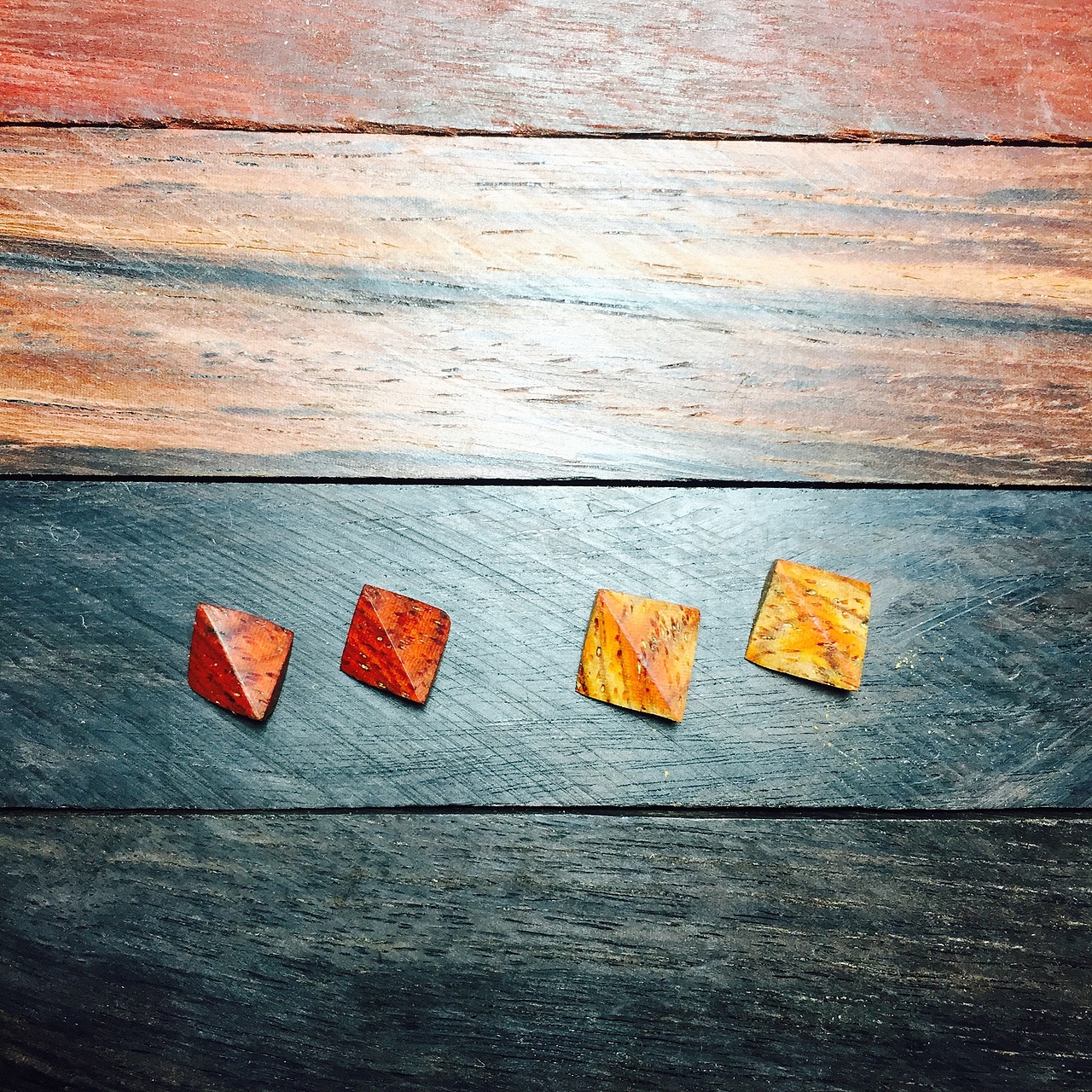 手工定制木质耳钉