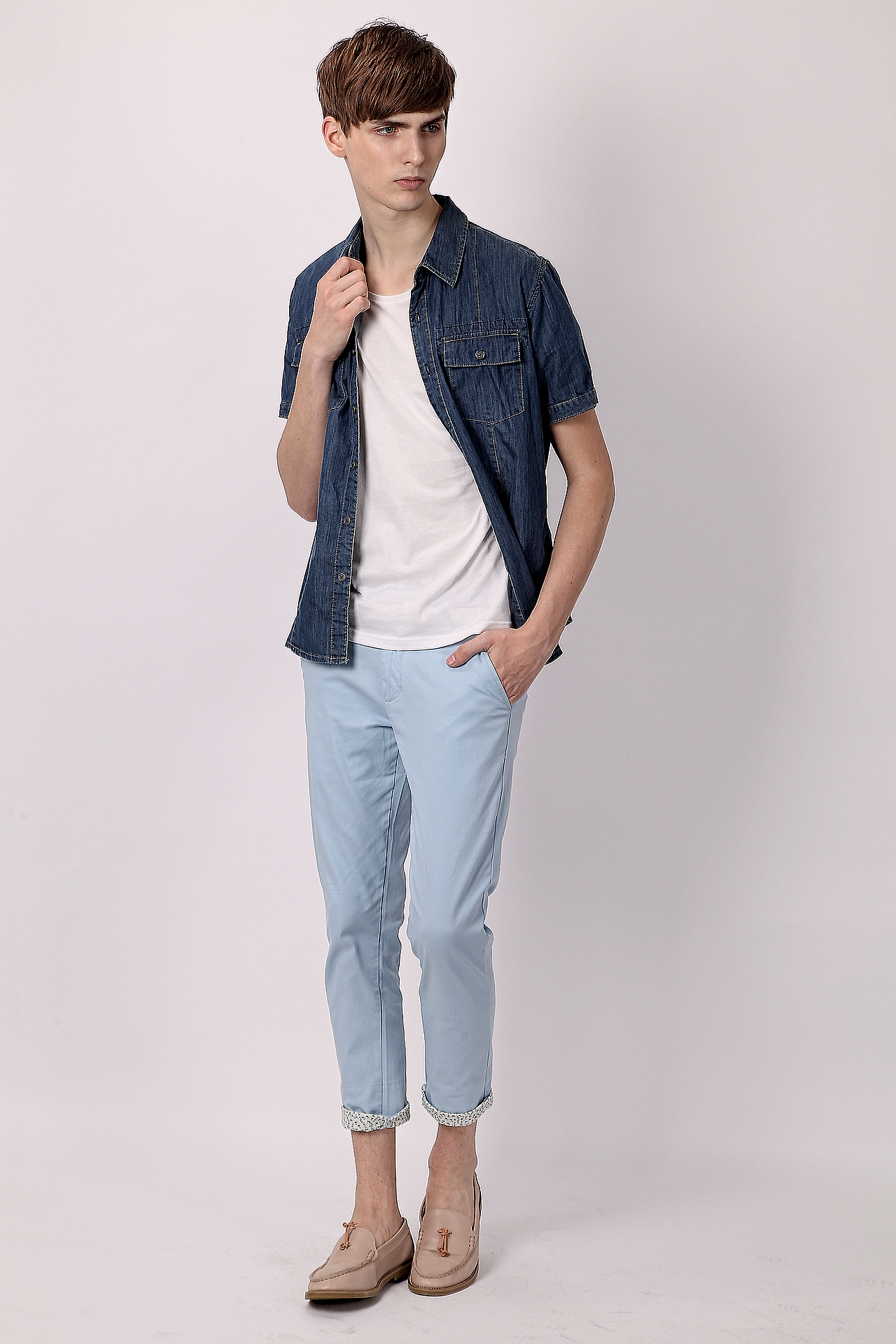 广州淘宝男装模特拍摄 休闲男装外模拍摄 男装模特棚拍 服装纯色背景