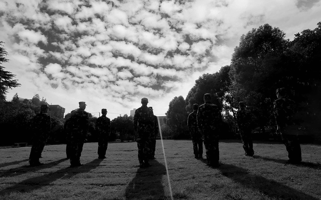 原创作品～纪律的含义～（图ZOTgyMjIxMTI=） - 人文/纪实摄影 - 站酷设计师失联的空号原创素材 - 站酷ZCOOL