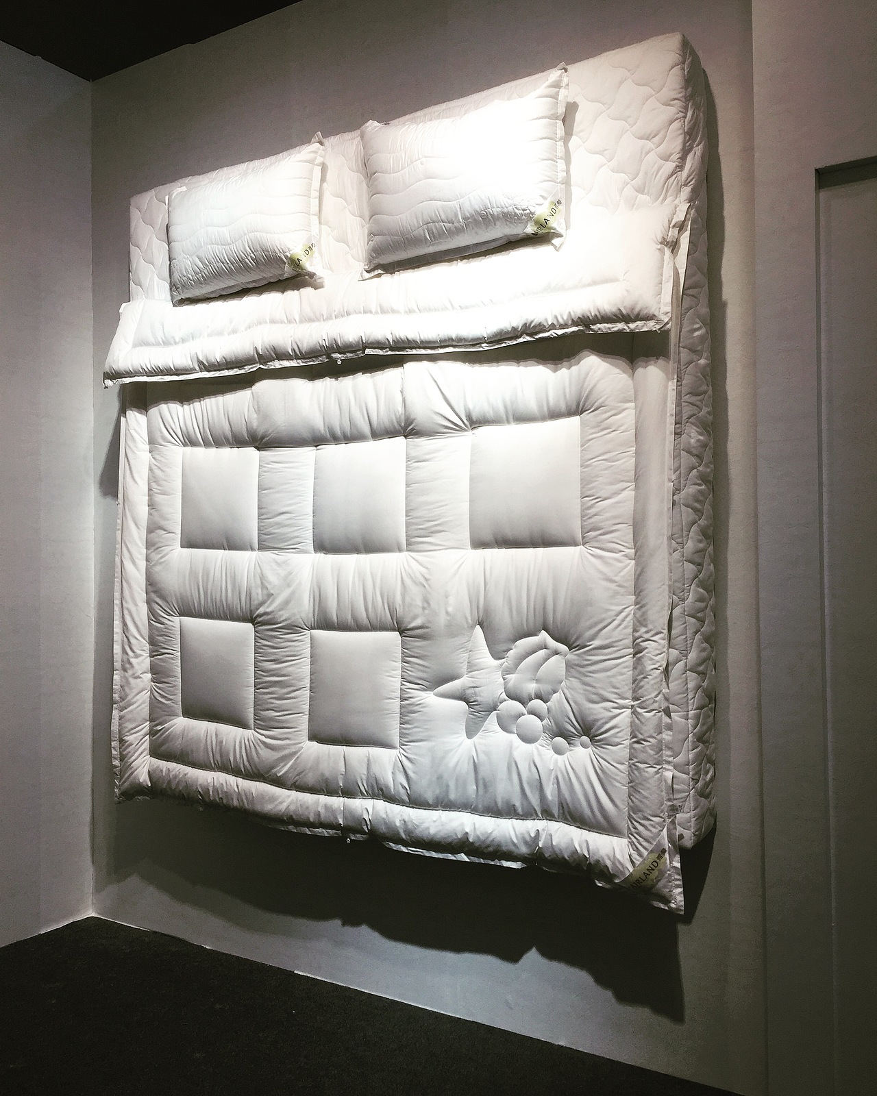 这一次，主角是家纺床上用品（图ZODQyNjk1NDA=） - 展陈设计 - 站酷设计师渡非原创素材 - 站酷ZCOOL