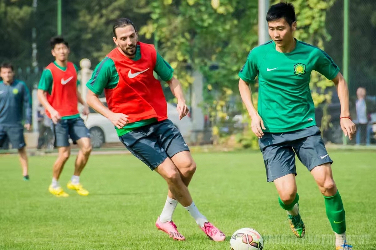 人物（图ZOTQ0MjI2NzI=） - 人像摄影 - 站酷设计师姚澈Cheyo原创素材 - 站酷ZCOOL