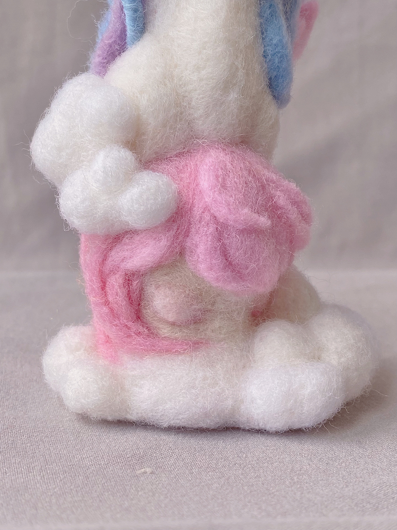 「原创手工」羊毛毡 | 少女年华以梦为马（图ZMzAxMTMyNjY0） - 其他手工艺 - 站酷设计师glumewawa原创素材 - 站酷ZCOOL