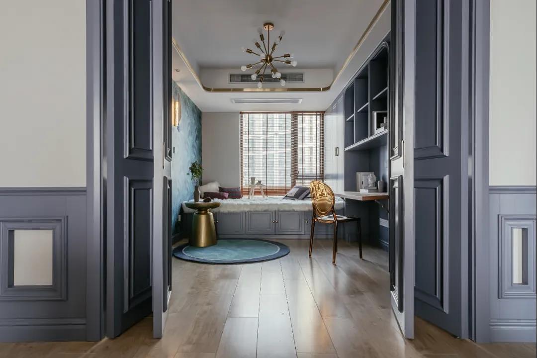 132平美式风三居室,客餐厅尽显优雅与格调