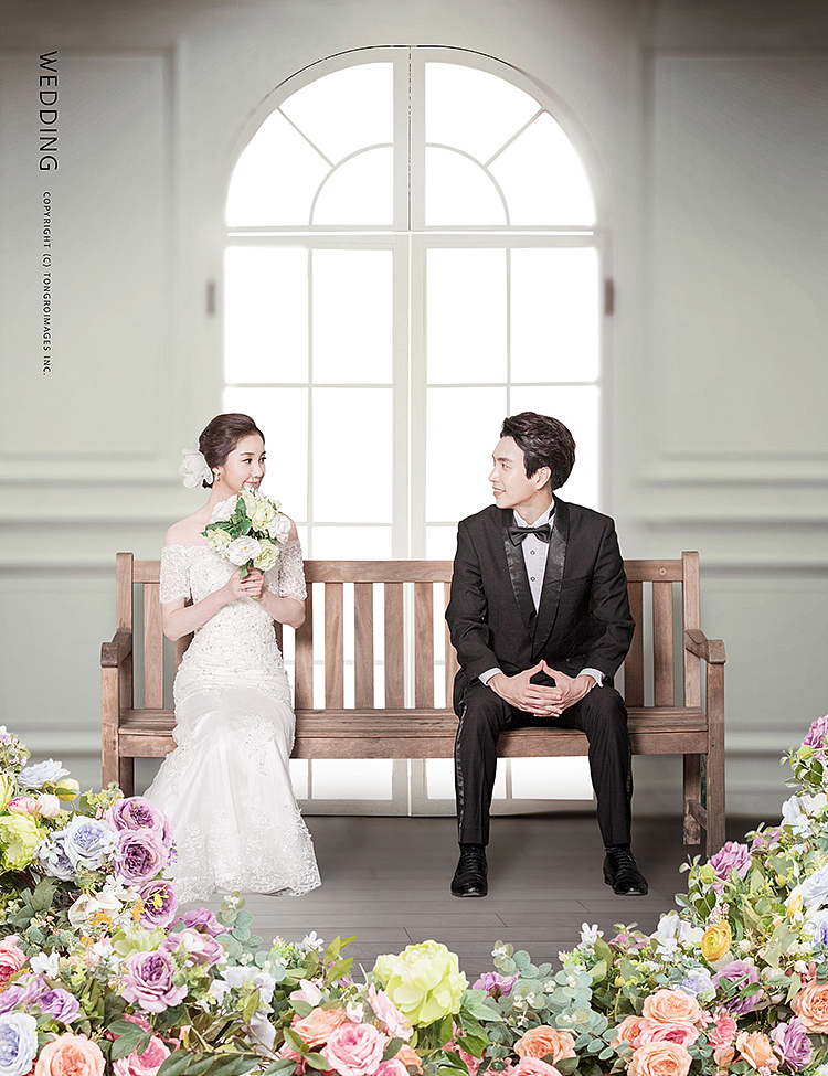 唯美温馨梦幻童话婚纱摄影影楼新人户外写真海报设计（图ZMjQ2MjQ5OTg0） - 海报 - 站酷设计师海报修改君原创素材 - 站酷ZCOOL