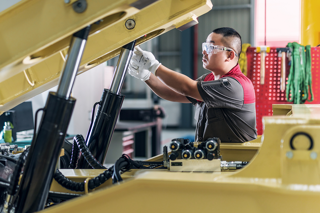 工厂宣传画册照片拍摄