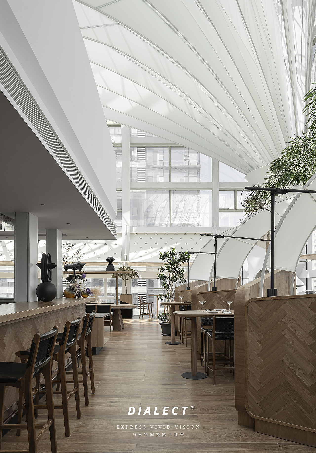 ASTRA 星萃餐酒吧