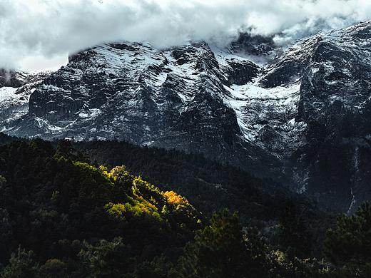 深秋·雪山纪