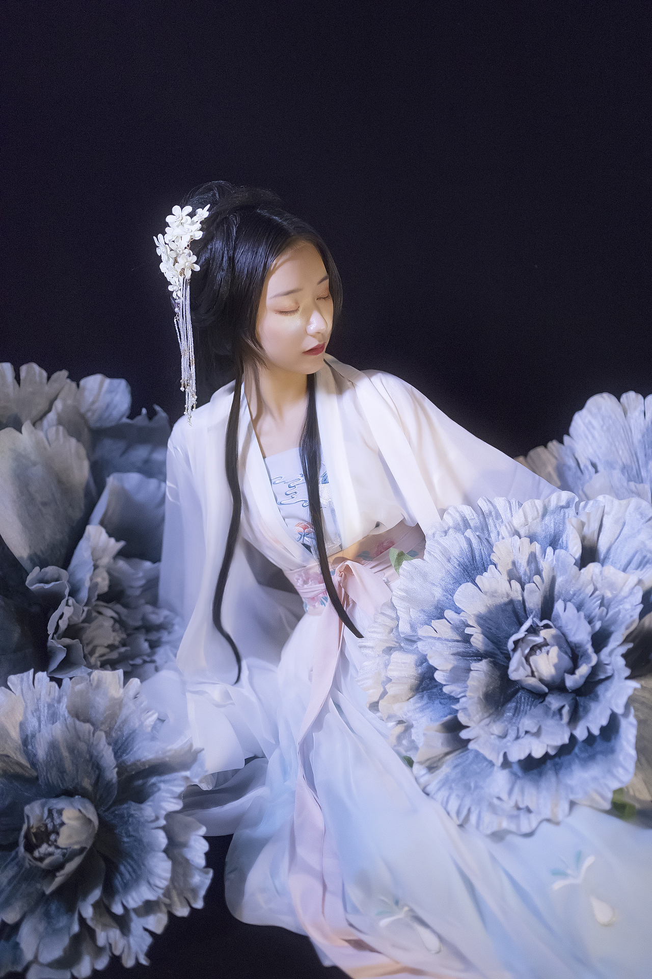 花未期（图ZMTU0MzMxNTY4） - 人像摄影 - 站酷设计师小鹿水原创素材 - 站酷ZCOOL