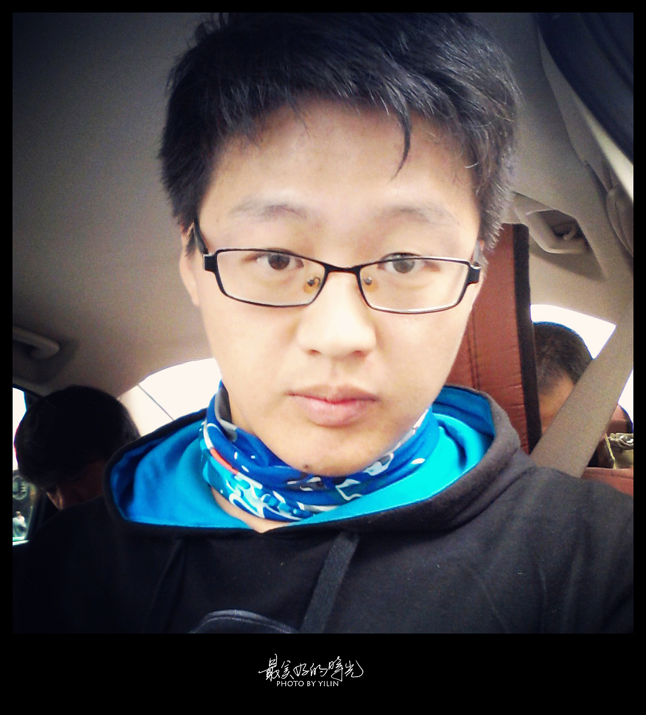 因为西宁只是路过，本来打算要走青藏线顺便去看青海湖的，但是由于时间季节等各种原因，错过了，只能选择火车下午离开直奔拉萨，上午去了塔尔寺！