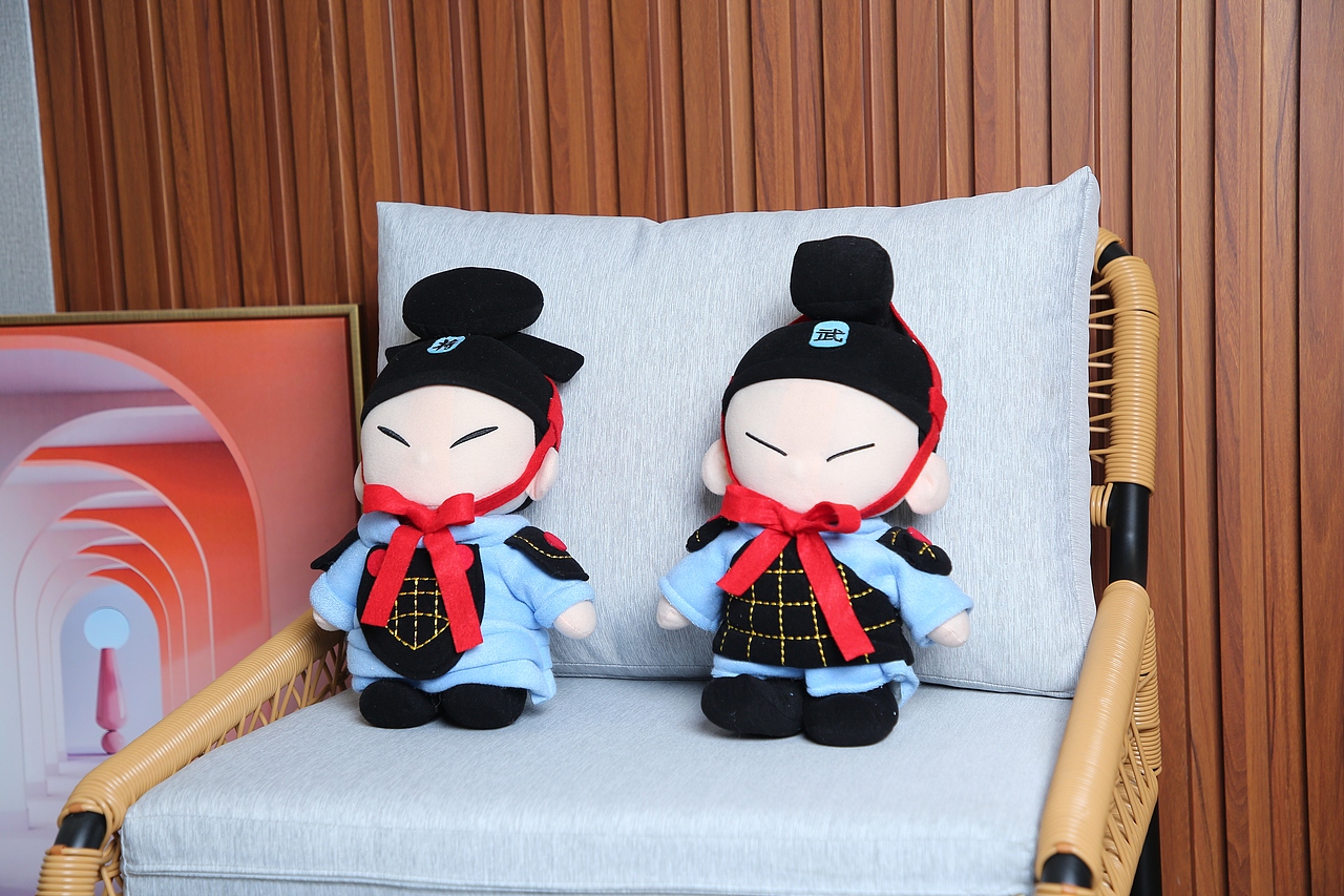 精心开发旅游吉祥物毛绒玩具定制款（图ZMjkzNjUwNTg4） - 玩具 - 站酷设计师AIHZ原创素材 - 站酷ZCOOL