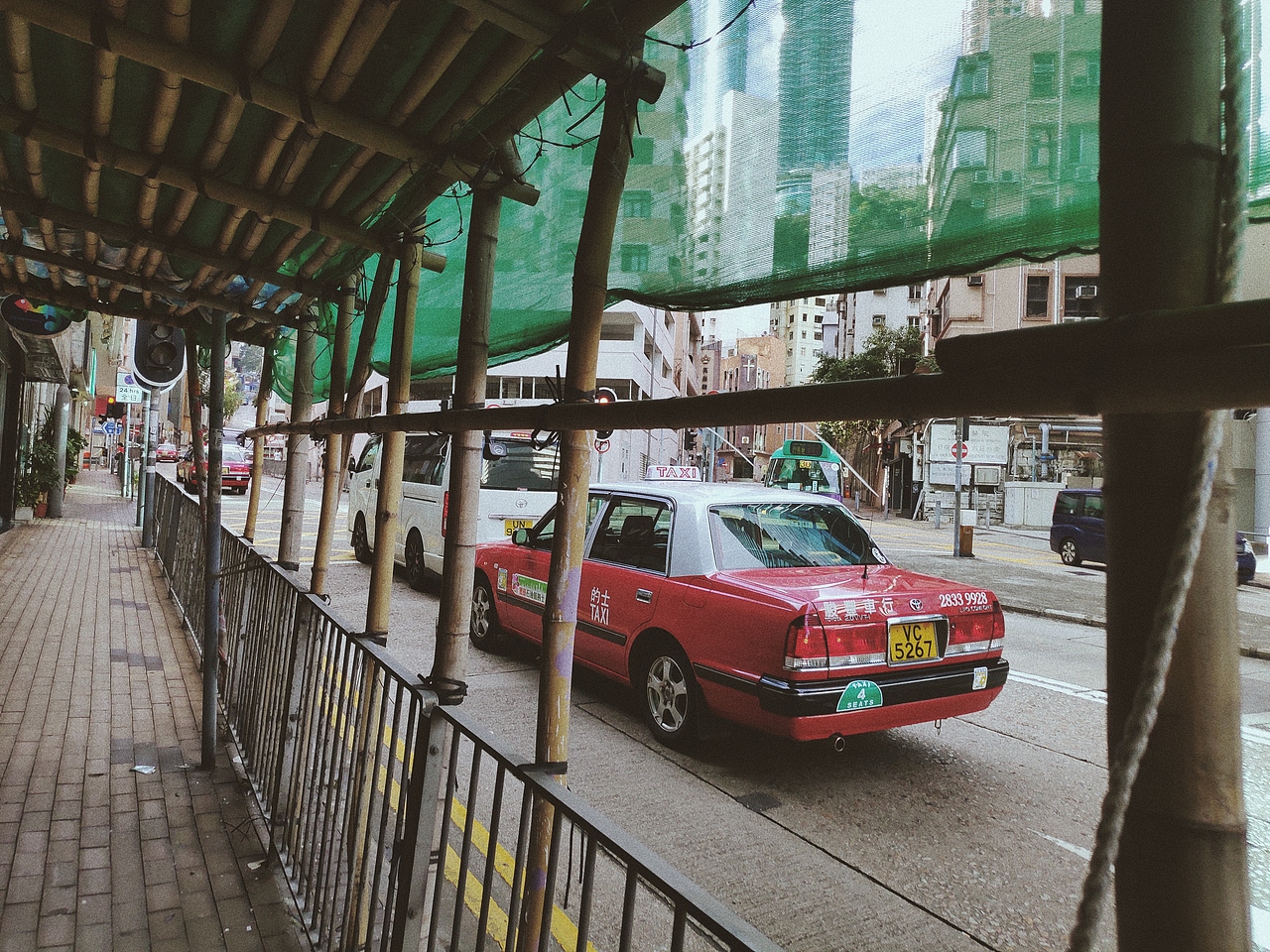 香港手机随拍（图ZMTY4NzY5MjI4） - 人文/纪实摄影 - 站酷设计师胖囧_JOJO原创素材 - 站酷ZCOOL