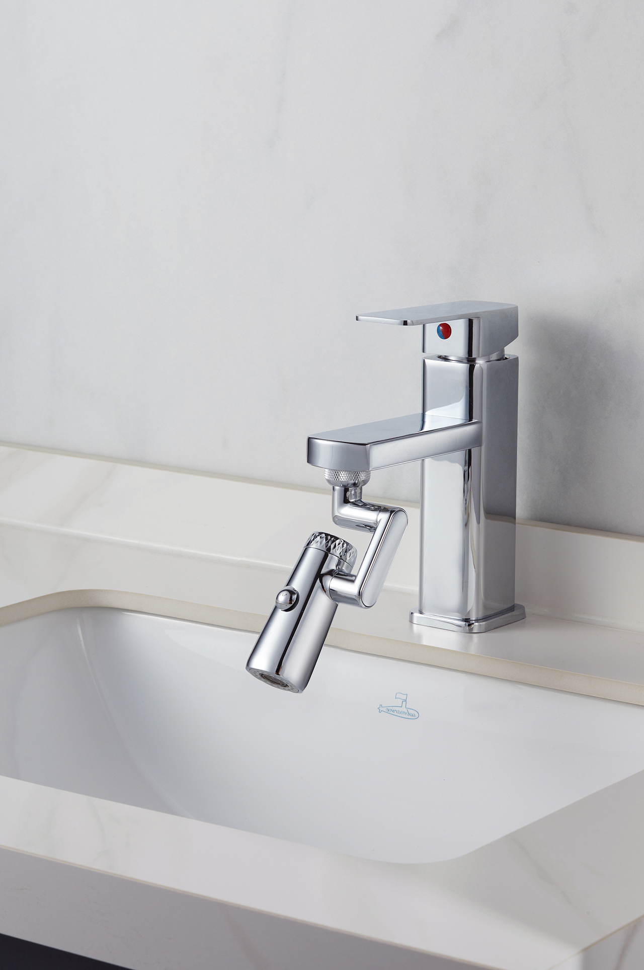 摄影作品 | 修图作品 潜水艇品牌机械臂起跑器 卫浴