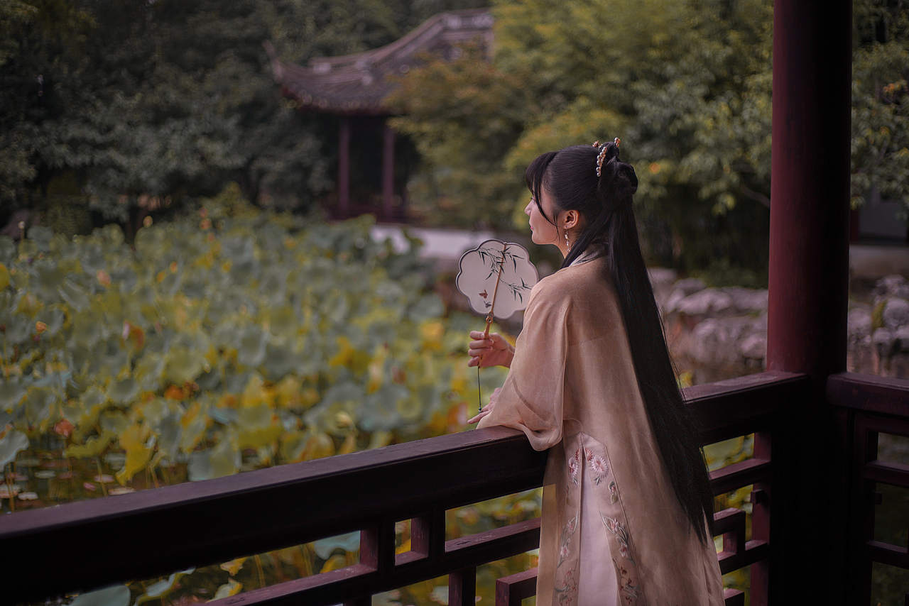 七月的风 | 古漪园赏莲