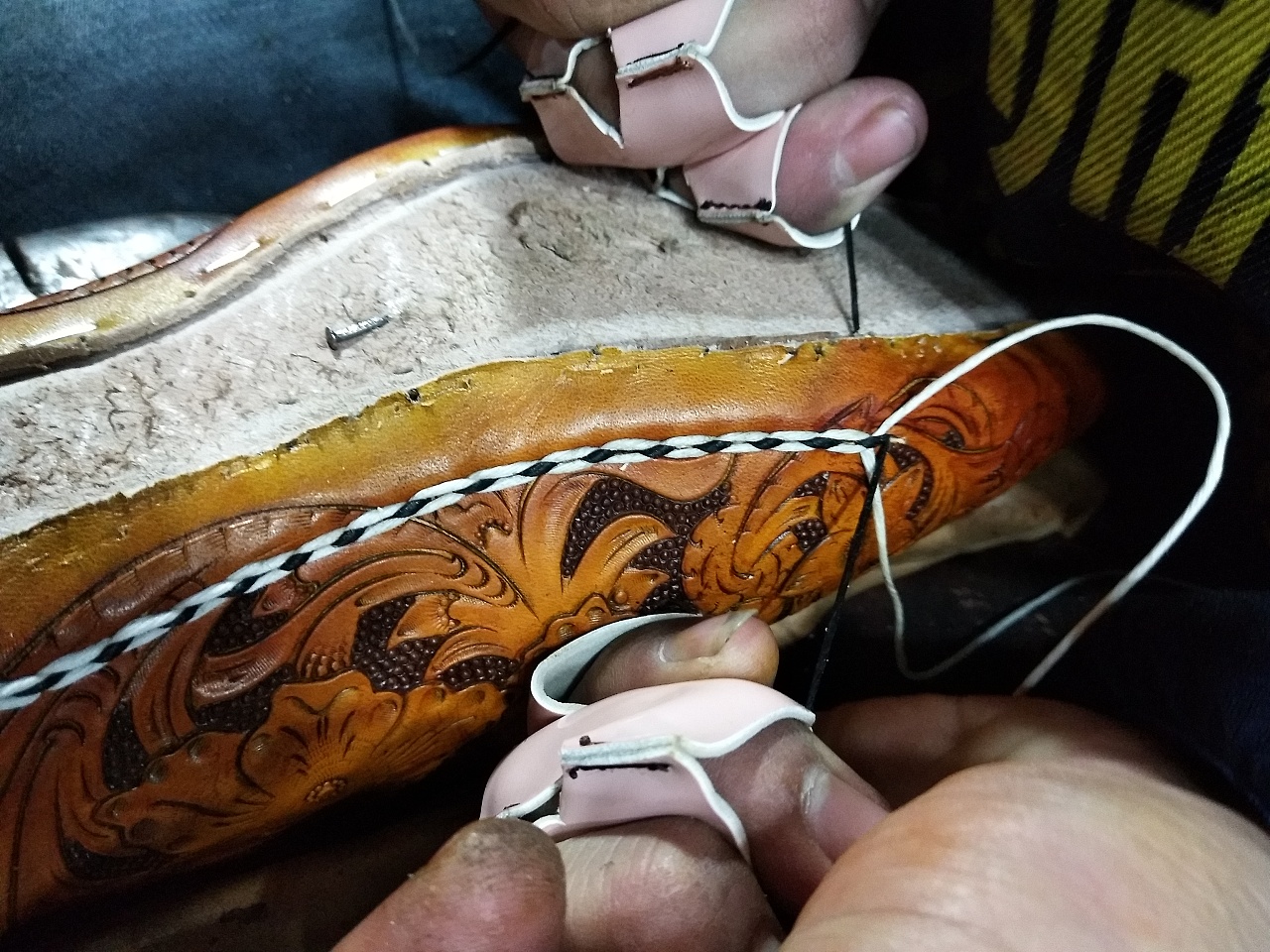 固特异手工鞋制作过程……|手工艺|工艺品设计|手工鞋培训 - 原创作品 - 站酷 (ZCOOL)