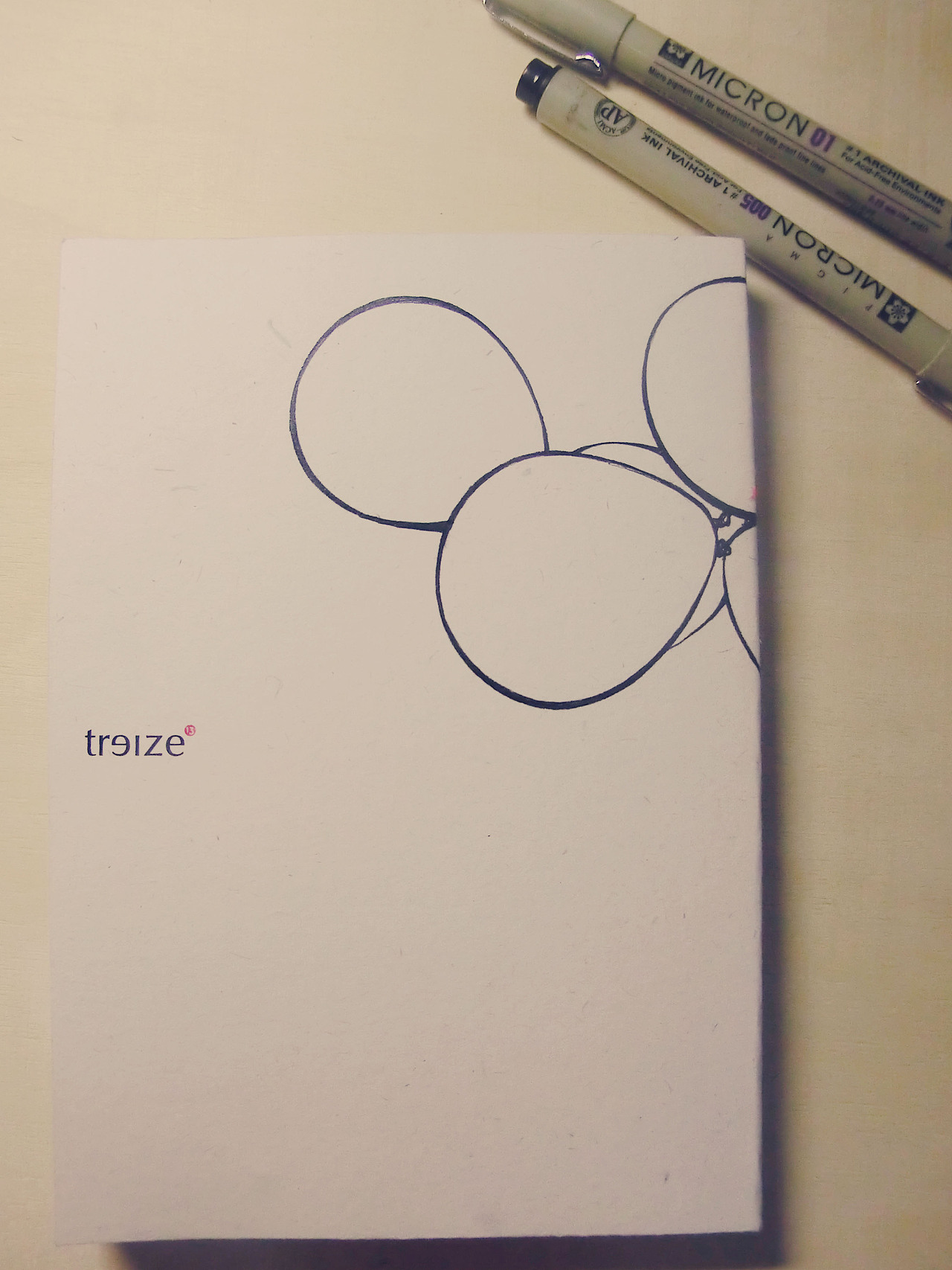 手绘了个本子封面