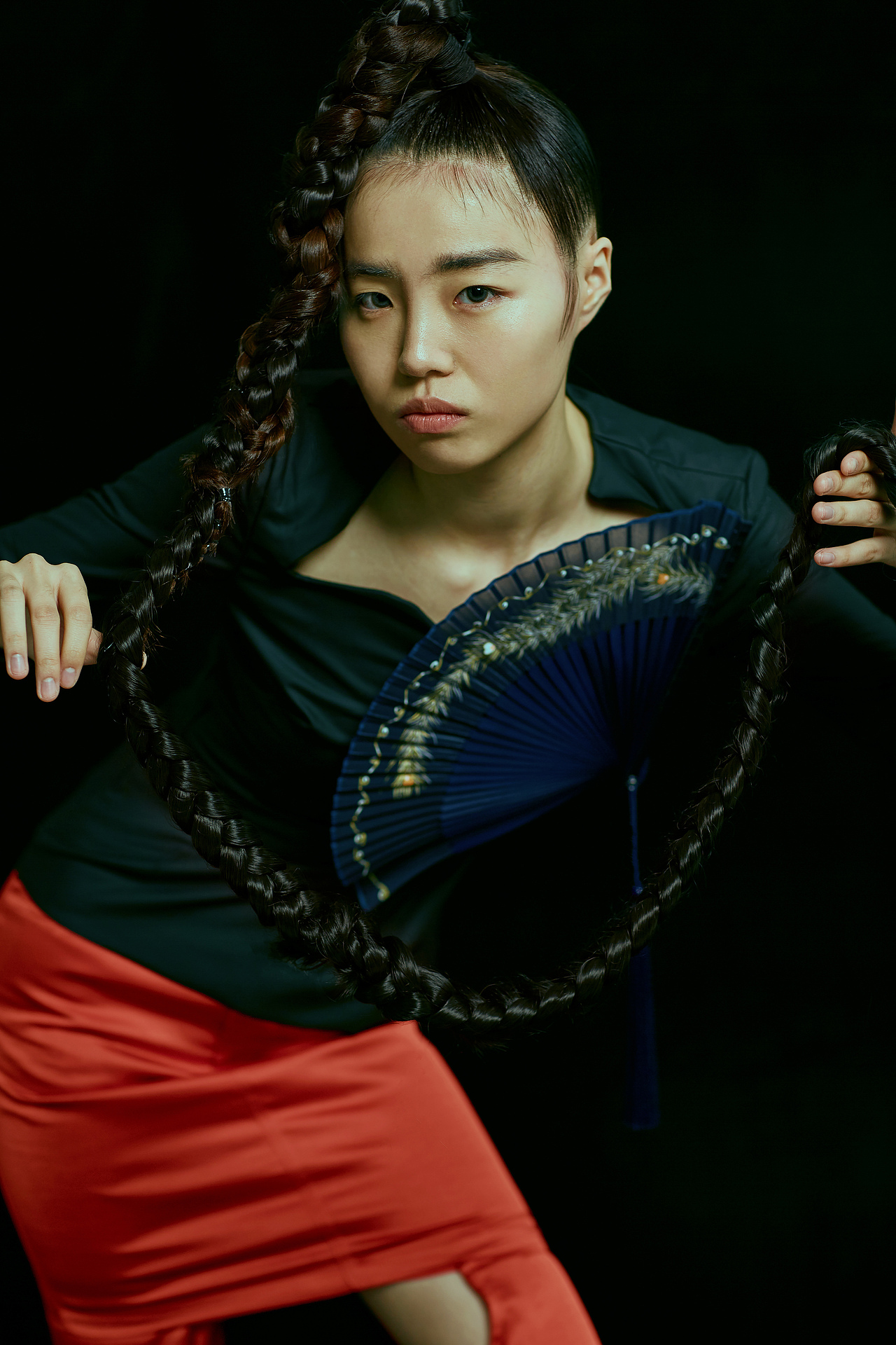 Angry Navel 乐队 | 慵懒 惺忪 鬼马少女（图ZMTk0MTEzMDQ0） - 人像摄影 - 站酷设计师陳琦之chenqizhi原创素材 - 站酷ZCOOL