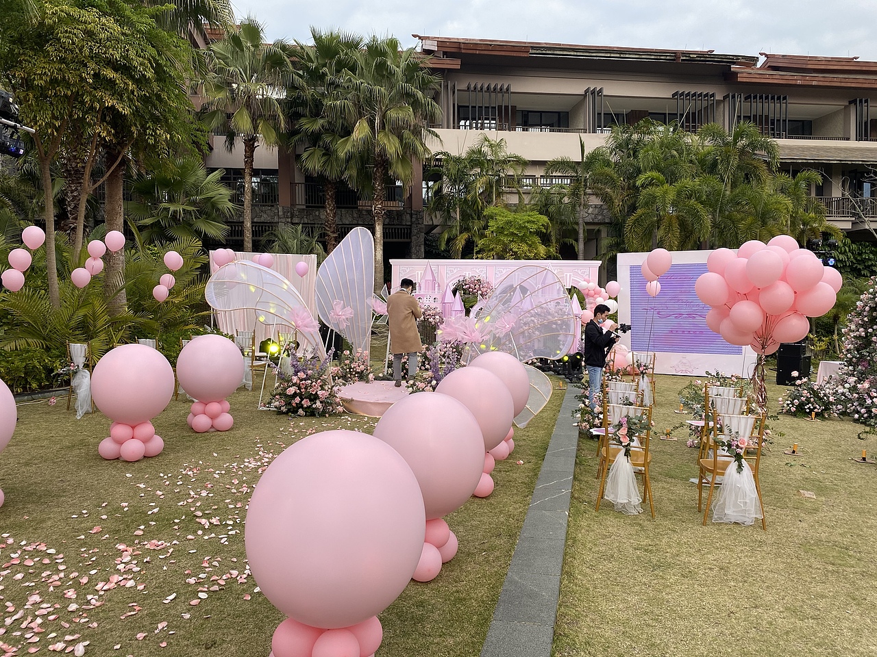 广州&从化无人机求婚大作战（图ZMjM5MDg4MTk2） - 宣传物料 - 站酷设计师无人机表演原创素材 - 站酷ZCOOL