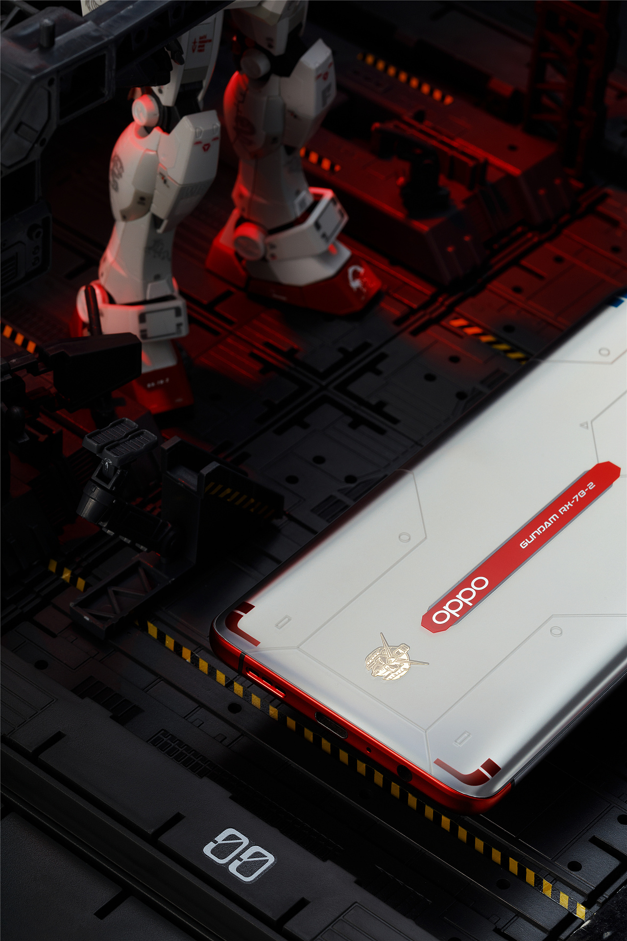 opporenoace高达40周年定制版