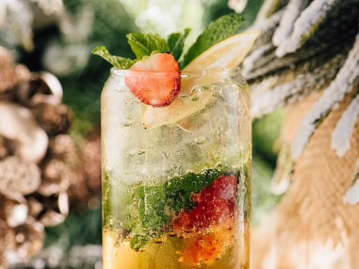 咖啡馆圣诞产品拍摄（个人主页-ZNDI5Mzc5NzY=） - 产品摄影 - 站酷设计师陈陈昶君原创素材 - 站酷ZCOOL