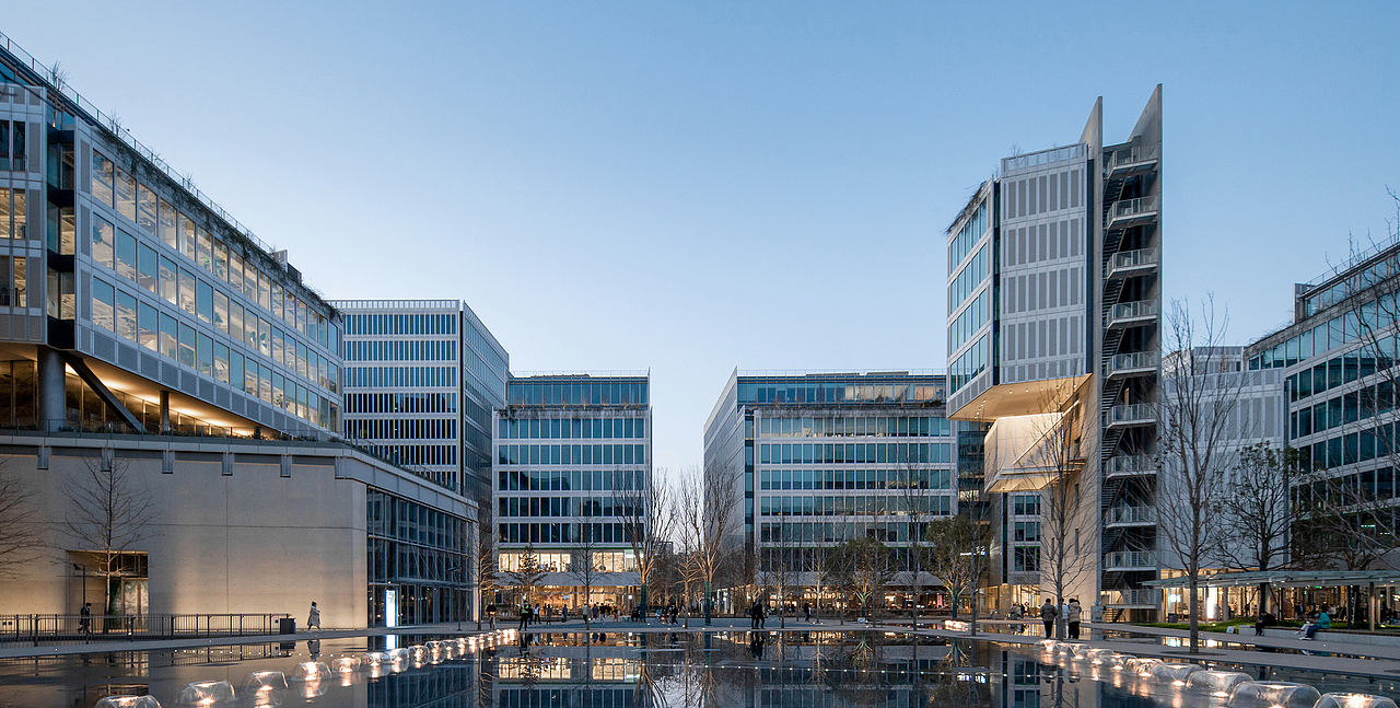 天目里是一个综合性的艺术园区,包含办公,美术馆,艺术中心,秀场,设计