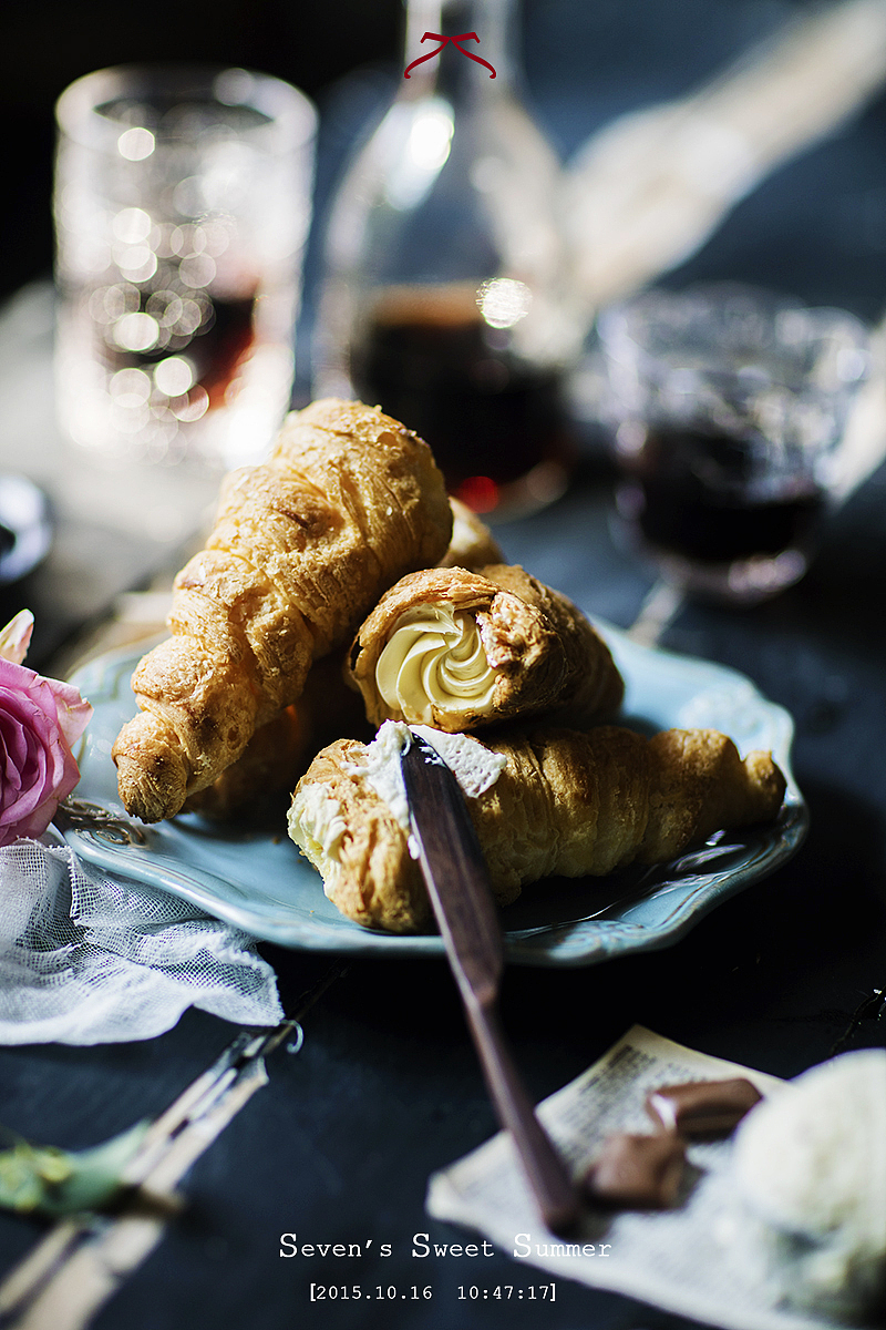 红豆松饼和奶油筒的清晨（图ZMzU0Mzk2MzY=） - 产品摄影 - 站酷设计师七七小菇凉原创素材 - 站酷ZCOOL