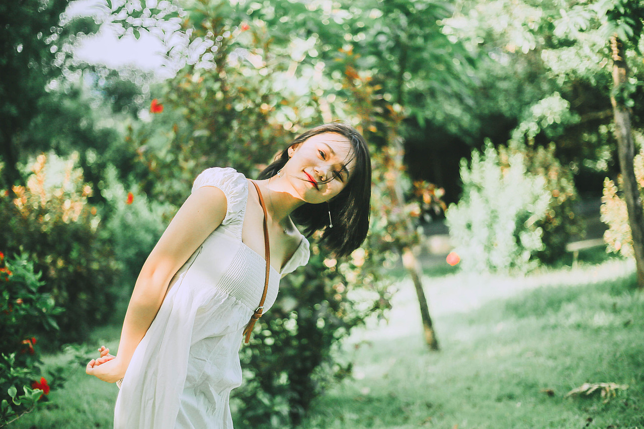 窗棂（图ZMTYzMTQ0MjY4） - 人像摄影 - 站酷设计师Lillian_恋恋原创素材 - 站酷ZCOOL