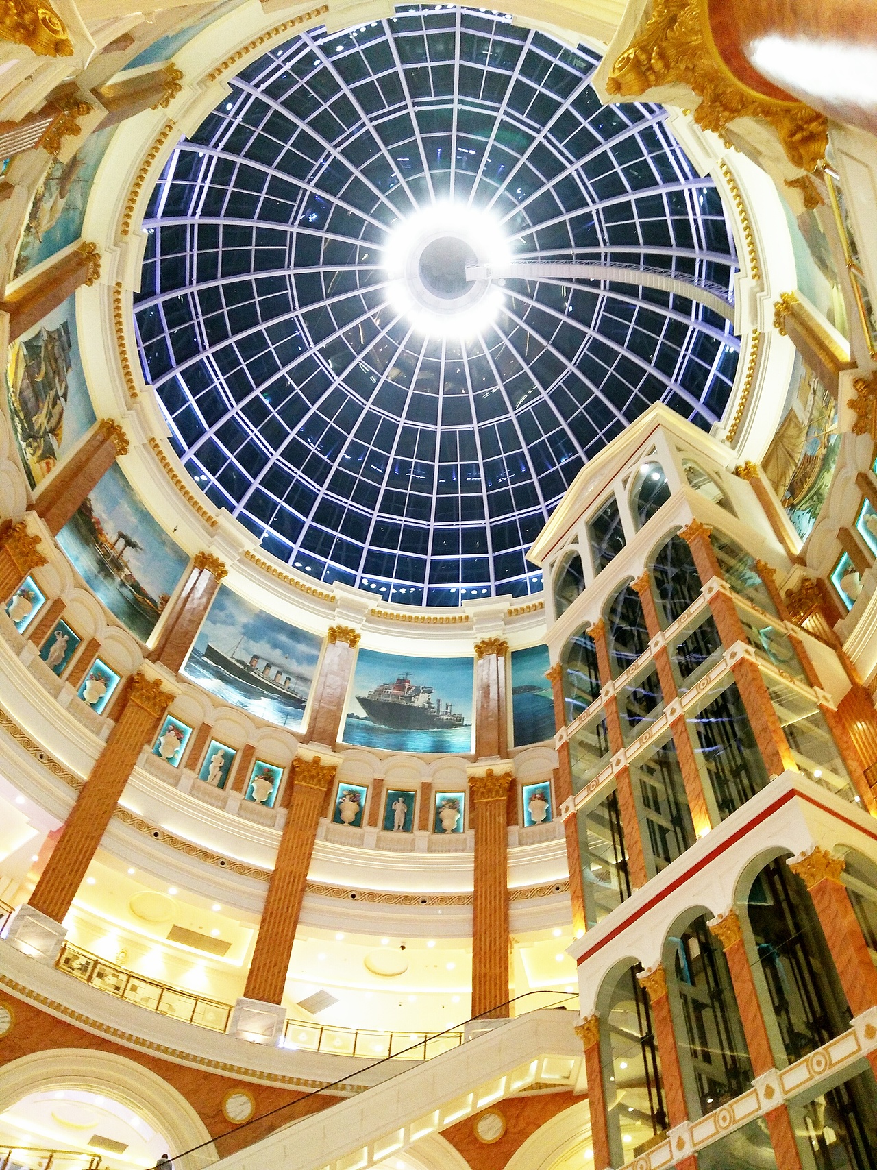 嗯（圖ZMTIxNDY0MjE2） - 人文/紀(jì)實(shí)攝影 - 站酷設(shè)計(jì)師西_格原創(chuàng)素材 - 站酷ZCOOL